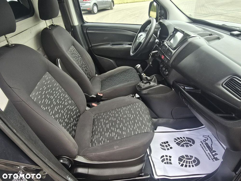 Opel Combo - 21