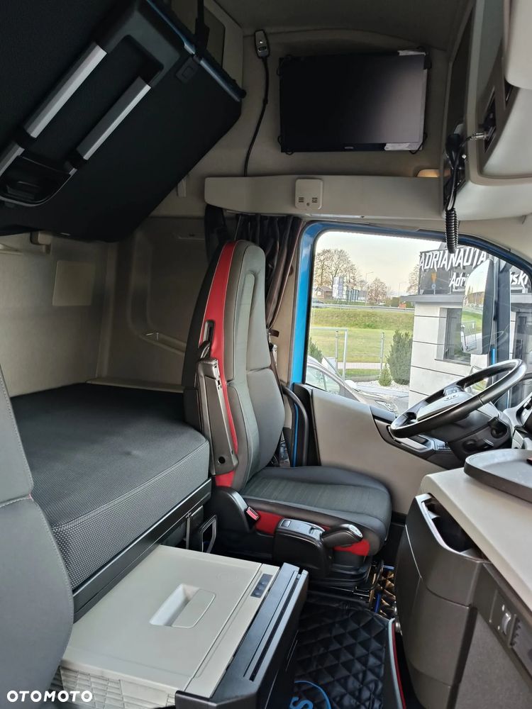 Volvo FH4 500 KM / EURO 6 / ZESTAW PRZESTRZENNY / KLIMA POSTOJOWA / - 27