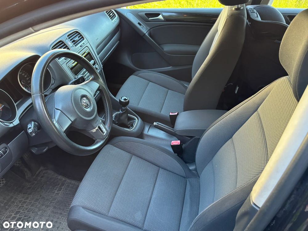 Volkswagen Golf 1.6 TDI Comfortline - 8
