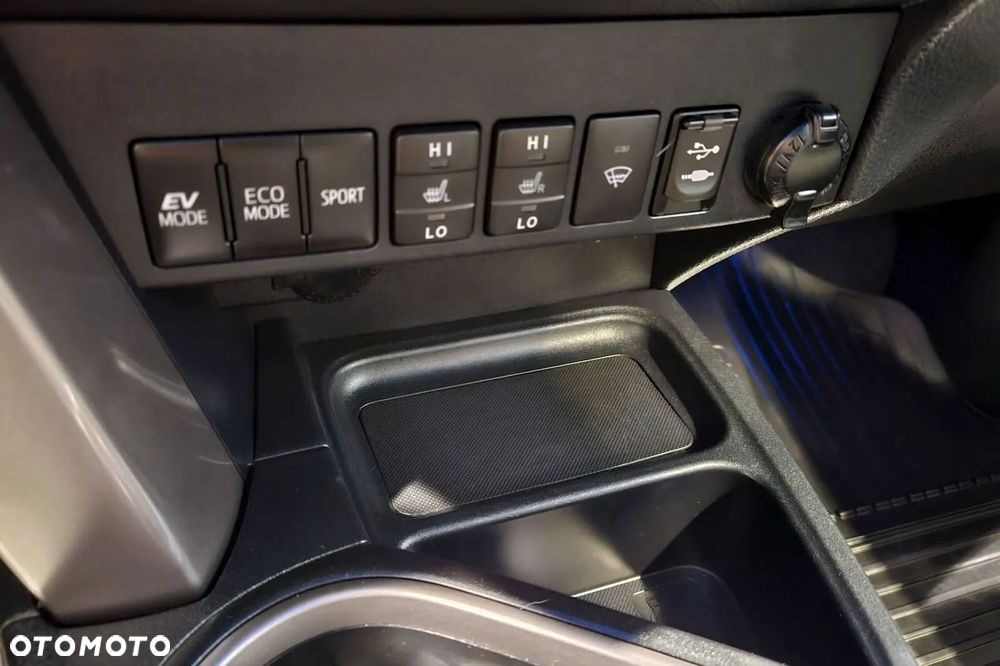 Toyota RAV4 Hybrid Style 4x2 - 14