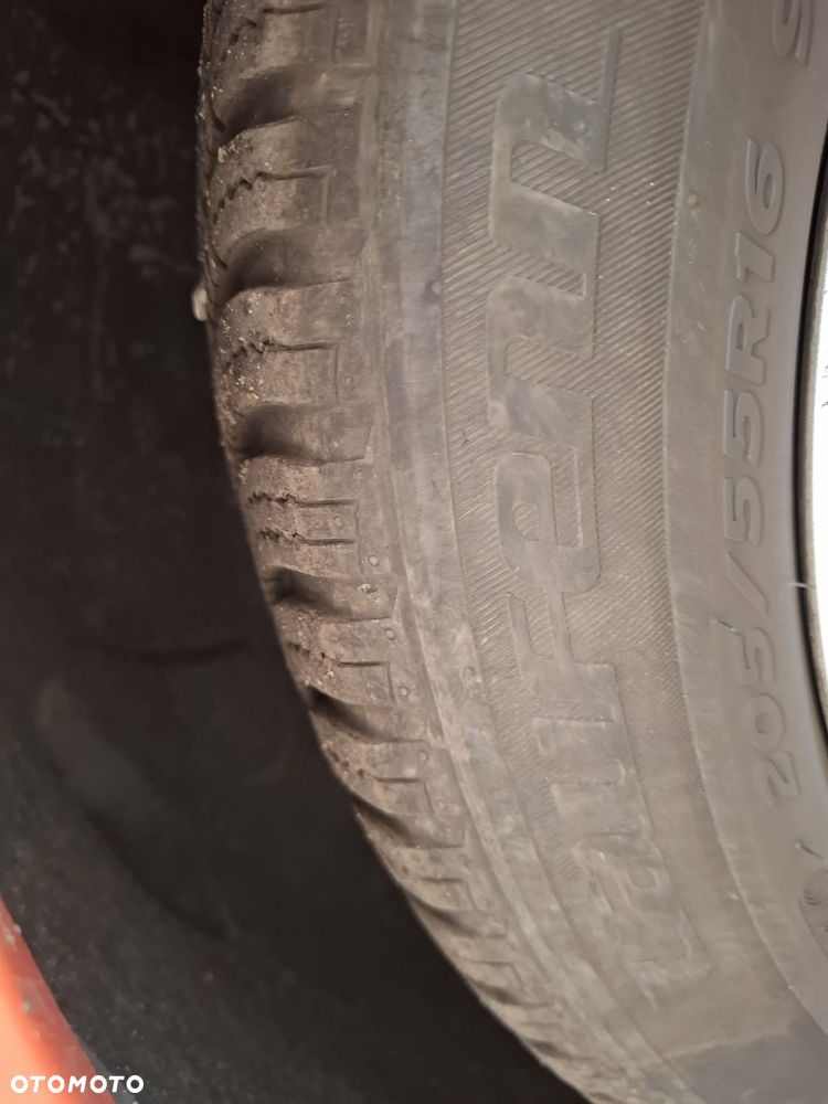 Ford C-MAX 1.6 TDCi Titanium - 23