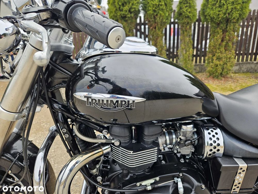 Triumph Speedmaster - 25