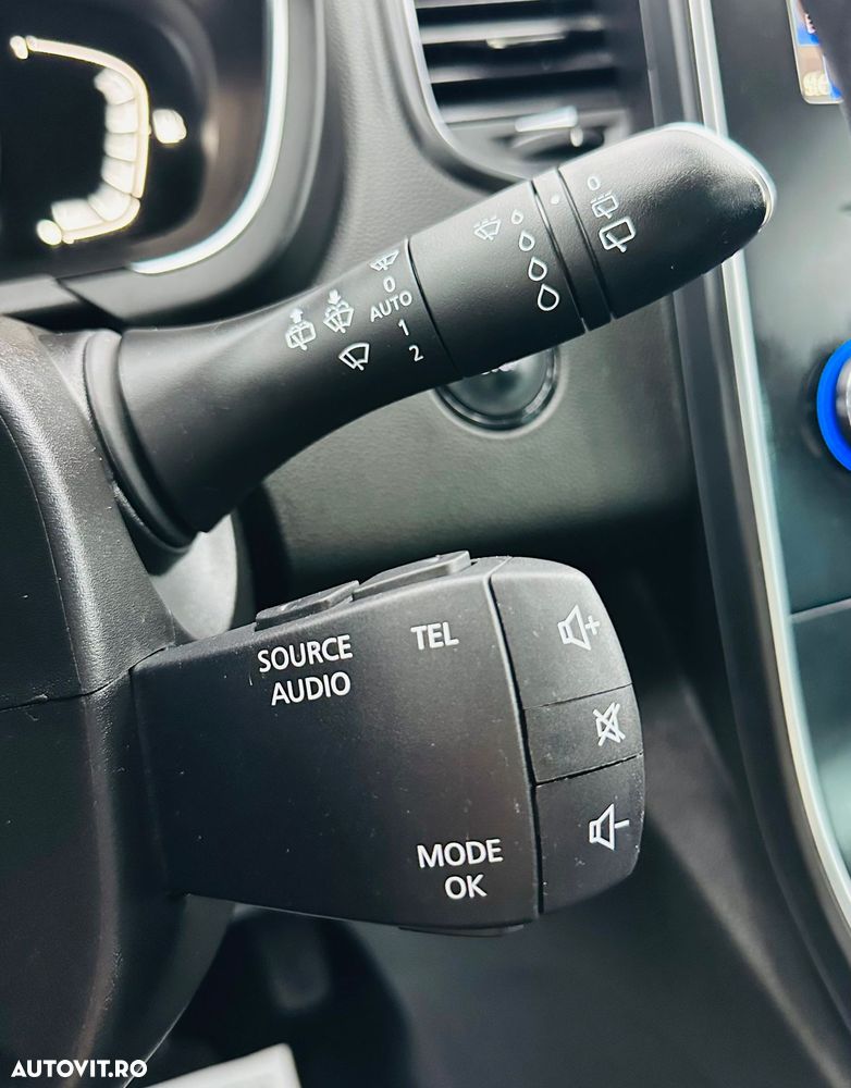 Renault Scenic ENERGY TCe 115 LIMITED - 32