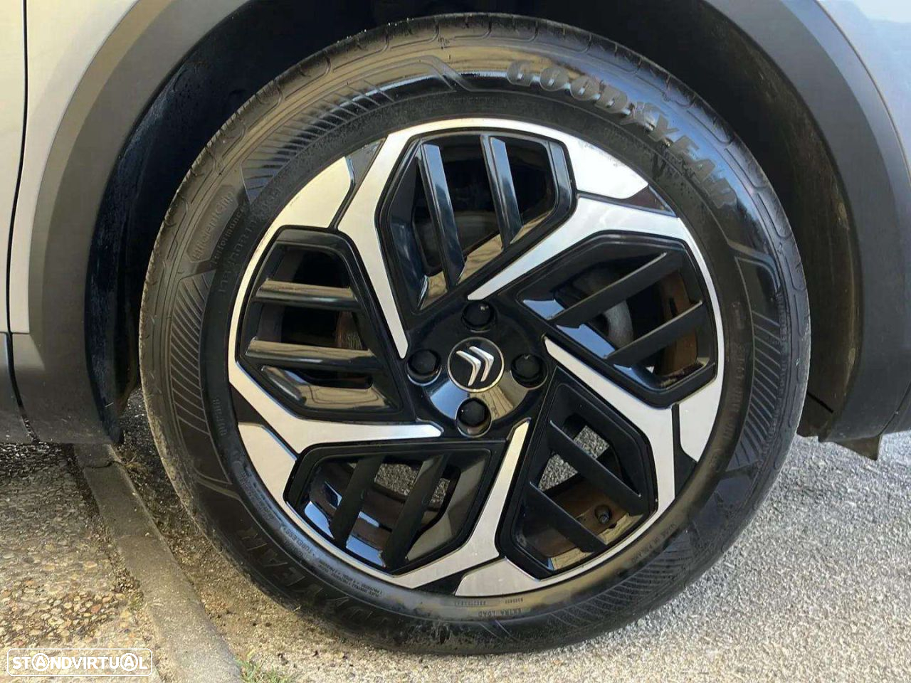 Citroën C4 1.5 BlueHDi Shine EAT8 - 17
