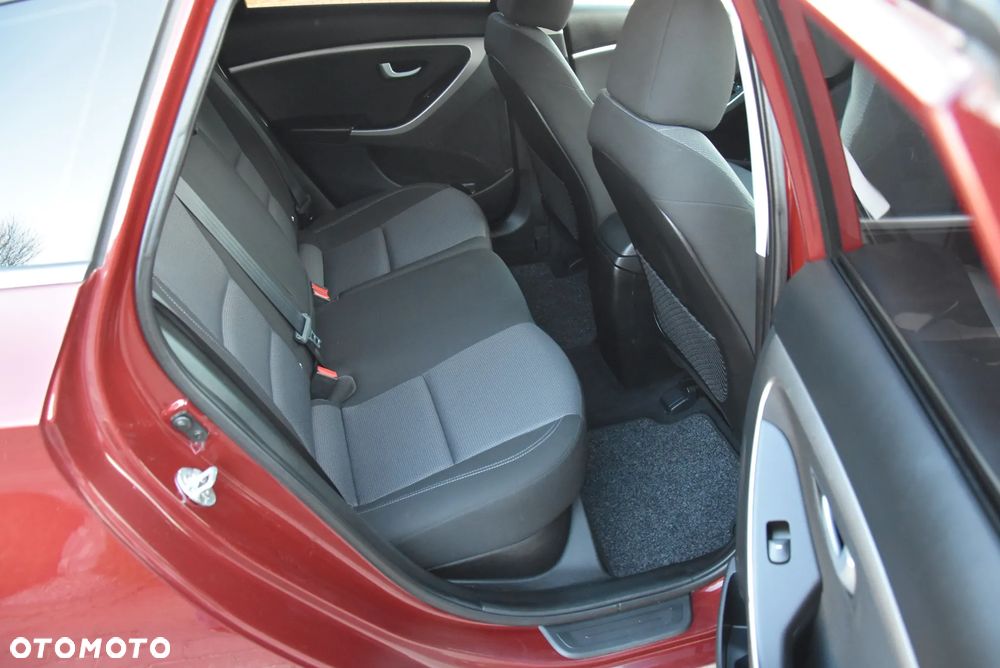 Hyundai i30 blue 1.6 GDI YES Gold - 26