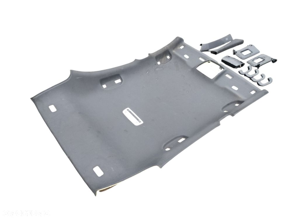 PODSUFITKA CZARNA MERCEDES A KLASA W176  Europa - 15