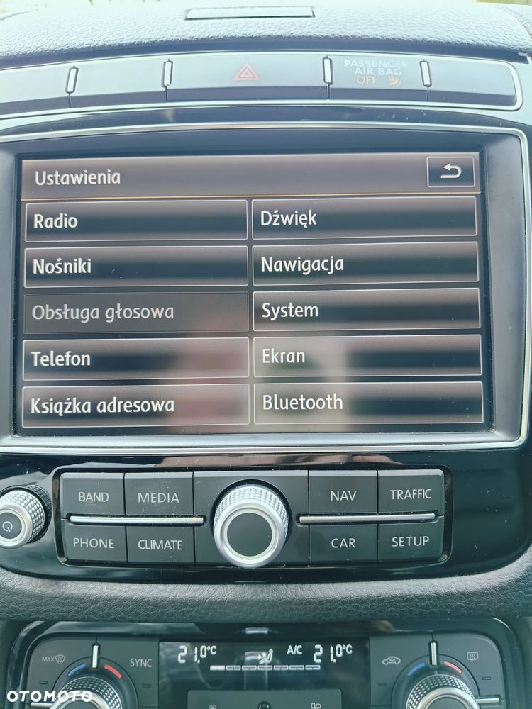 Volkswagen Touareg - 20