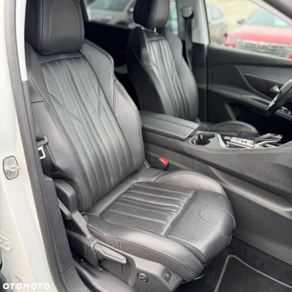 Peugeot 5008 - 40