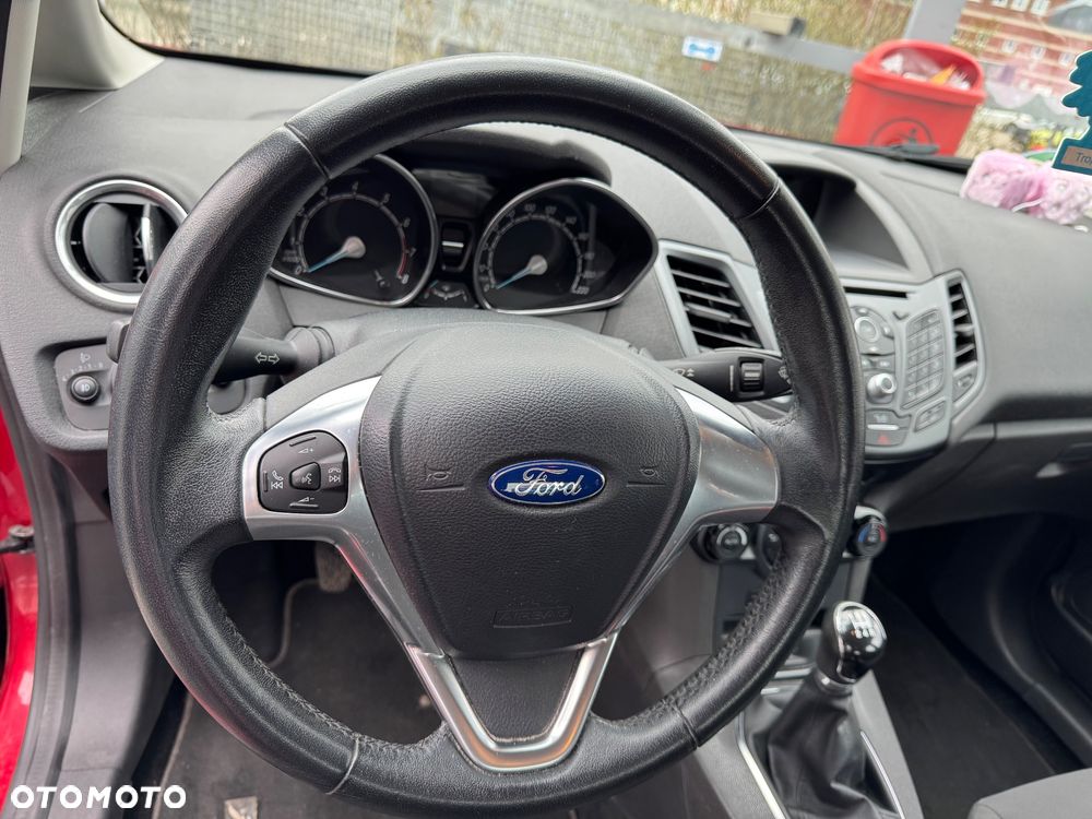 Ford Fiesta - 20