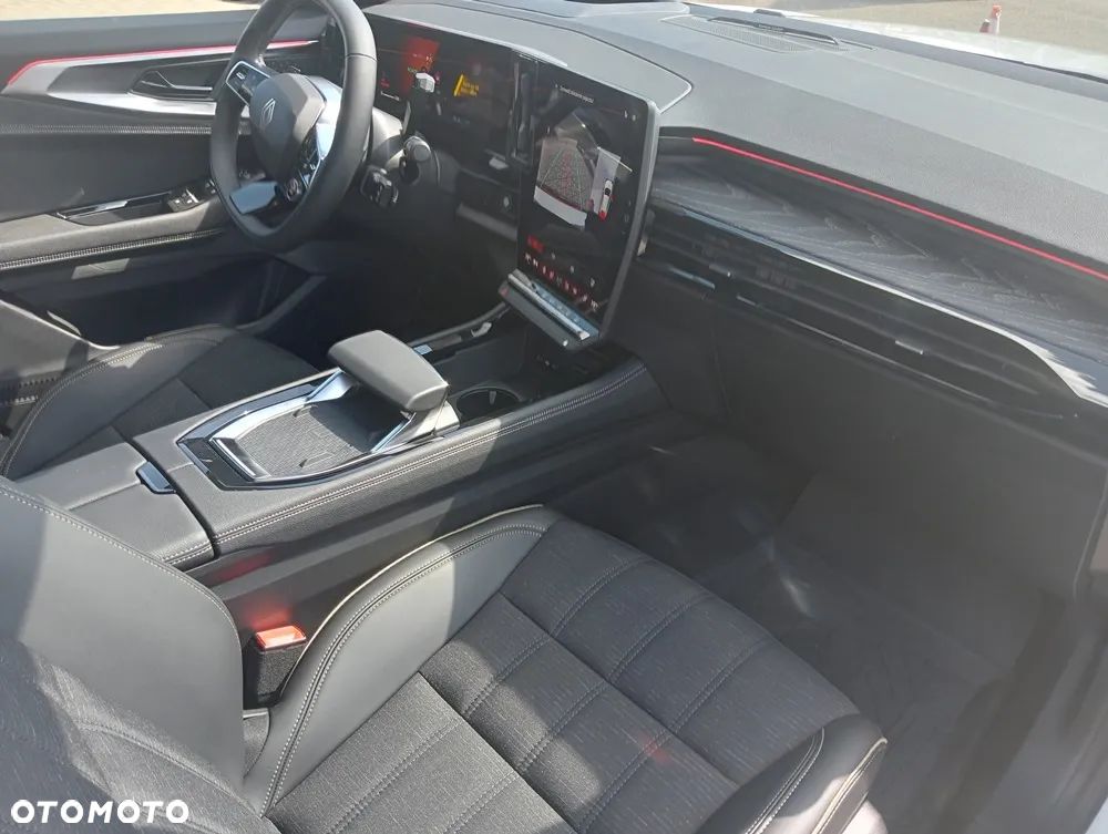 Renault Austral 1.2 E-Tech Full Hybrid 200 Iconic MMT - 11