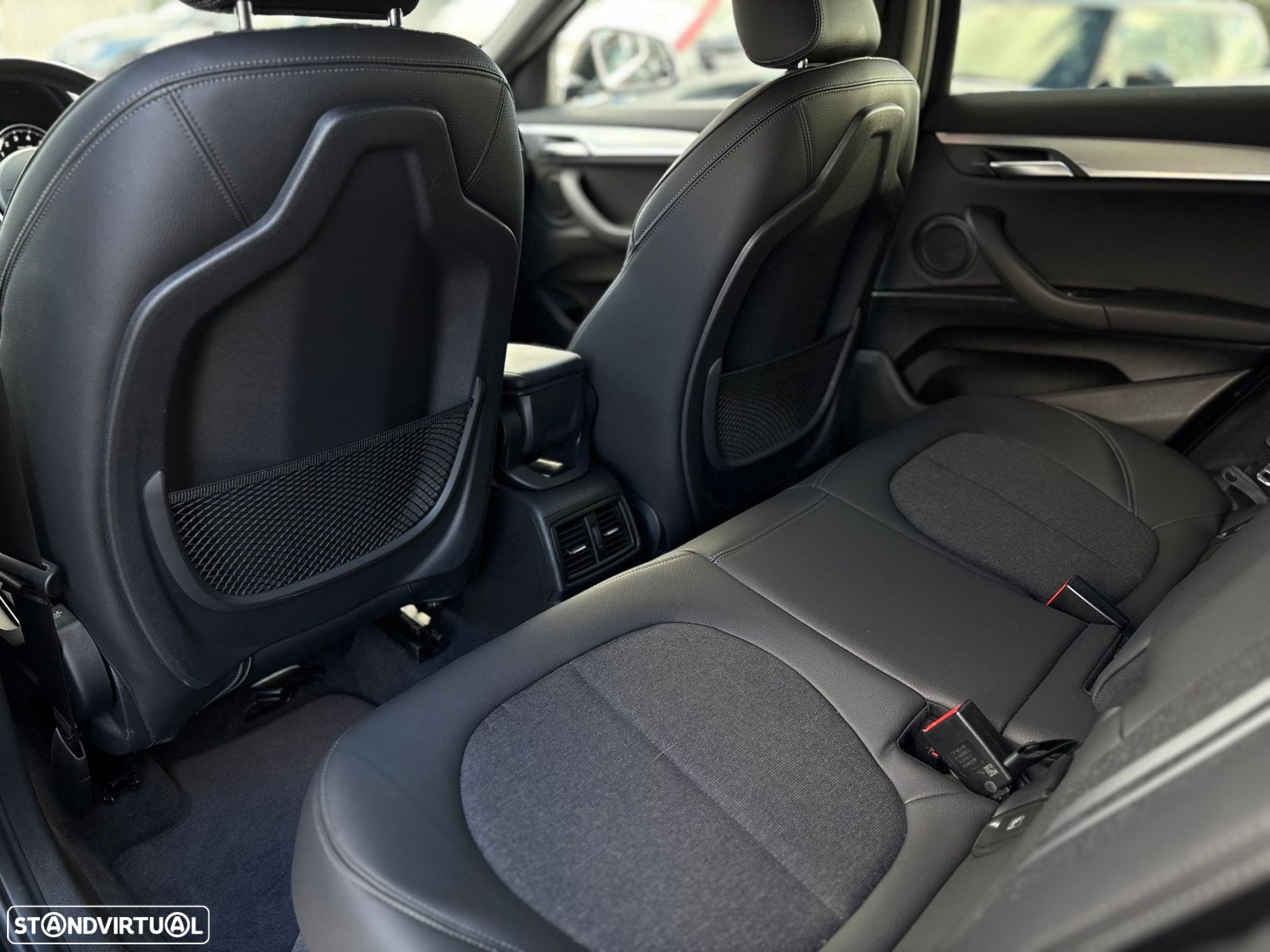 BMW X2 25 e xDrive Pack M - 42