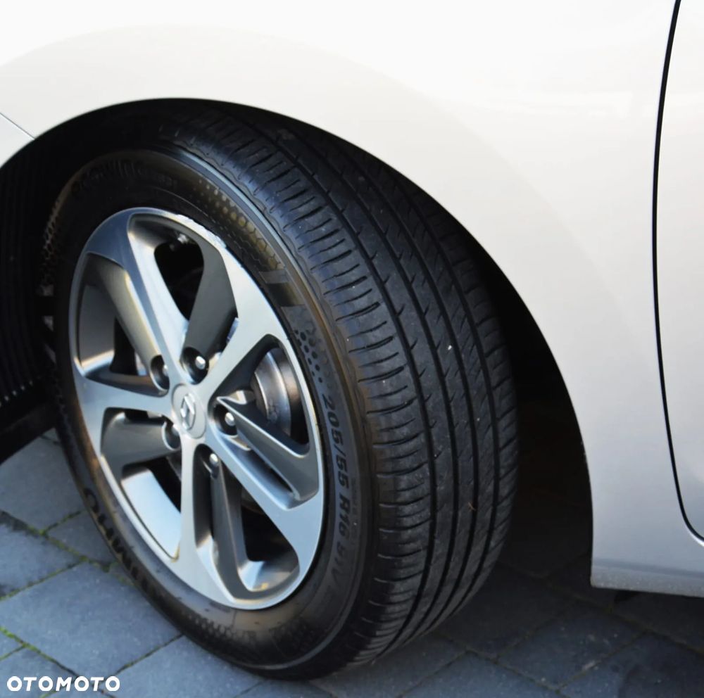 Hyundai i30 Kombi 1.6 CRDI Family - 38