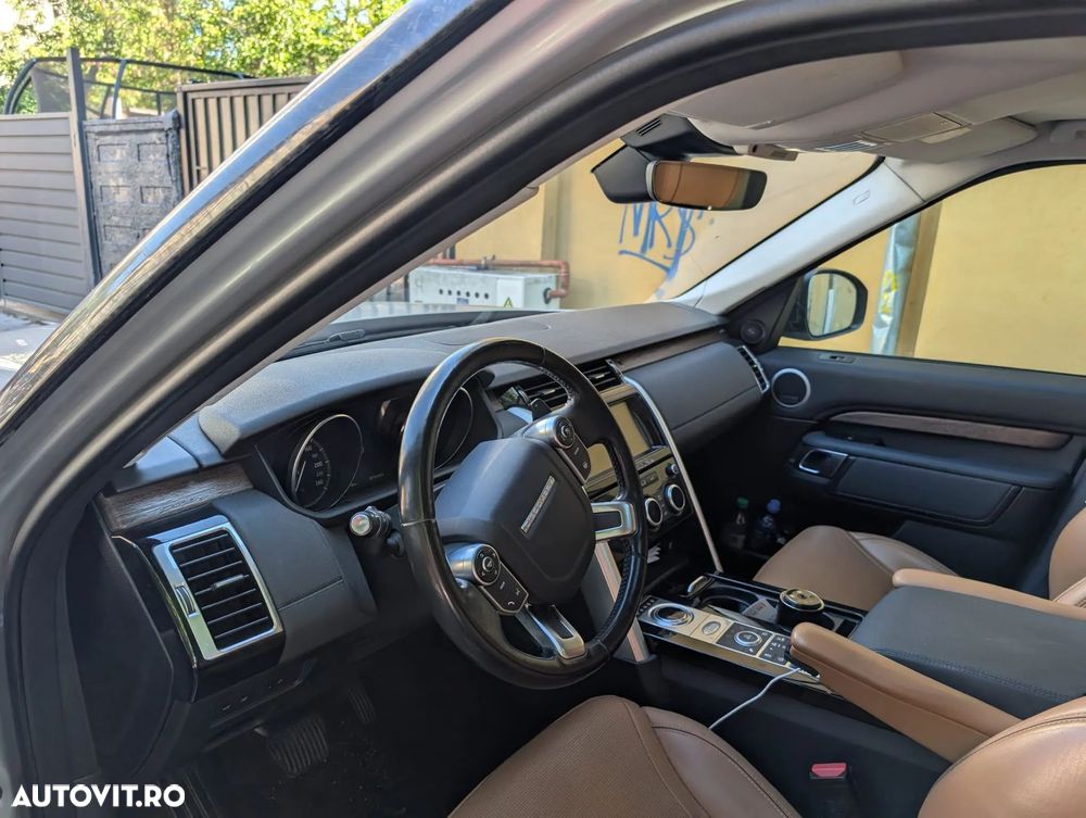 Land Rover Discovery 3.0 L TD6 HSE - 4