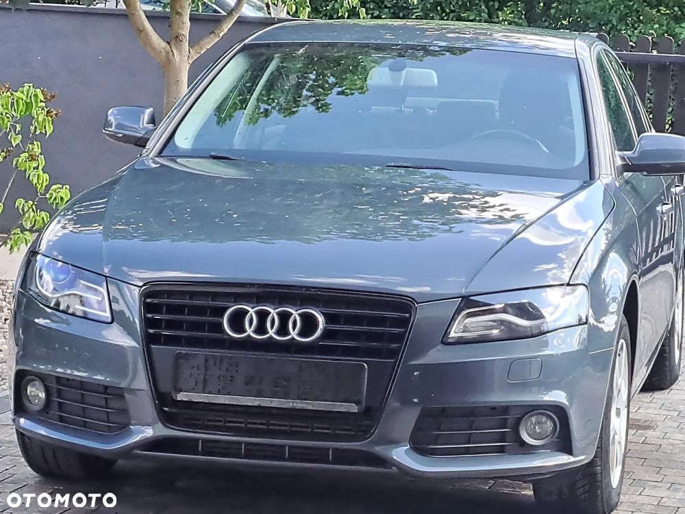 Audi A4 Limousine - 21