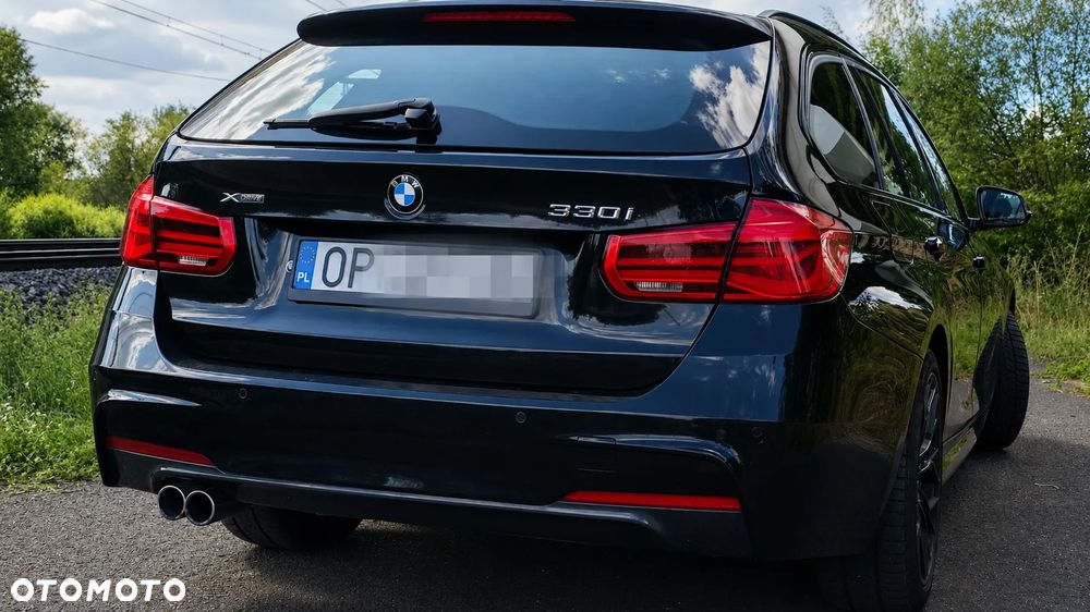 BMW Seria 3 330i xDrive Edition M Sport Shadow - 3