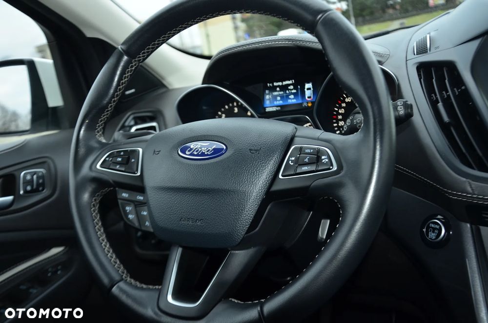 Ford Kuga Vignale 2.0 TDCi FWD - 23
