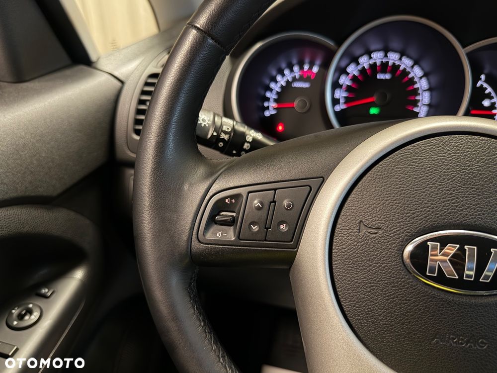 Kia Venga 1.6 L - 19