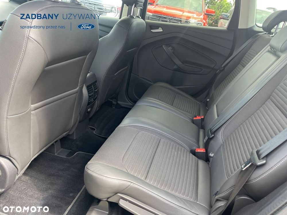 Ford Kuga 2.0 TDCi AWD Titanium - 24