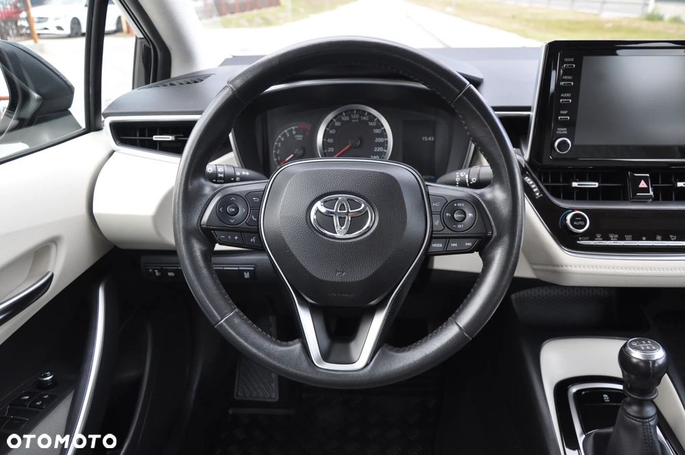 Toyota Corolla 1.6 Comfort - 26