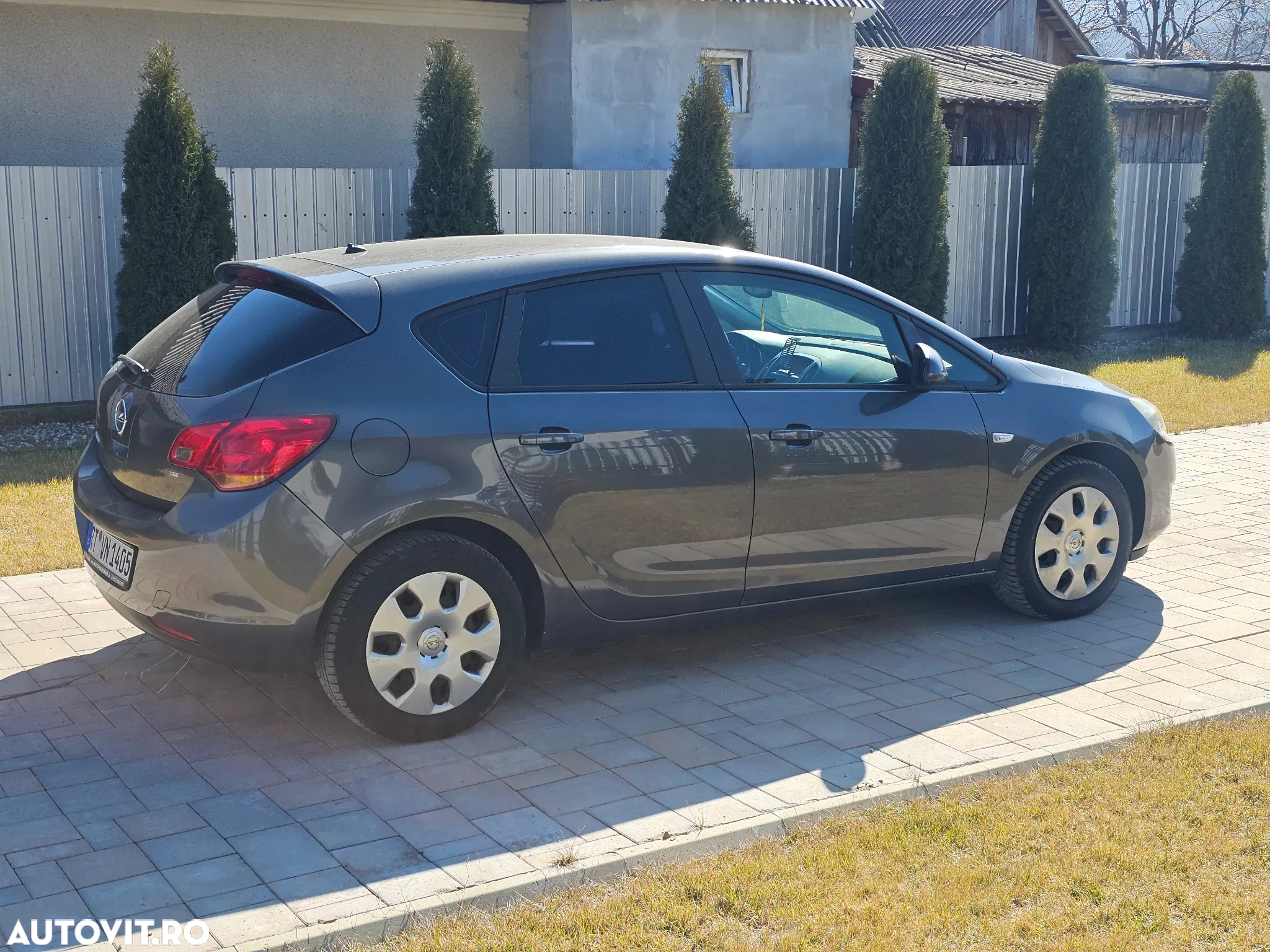 Opel Astra 1.4 150 Jahre - 2