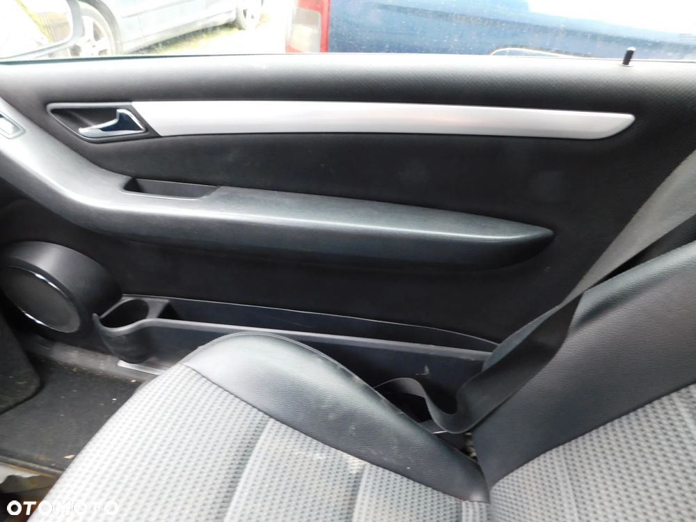 tapicerka drzwi boczek lewy prawy MERCEDES A-KLASA W169 169 3D 3 drzwi - 2