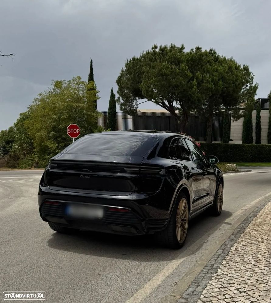 Porsche Macan Electric Turbo - 2