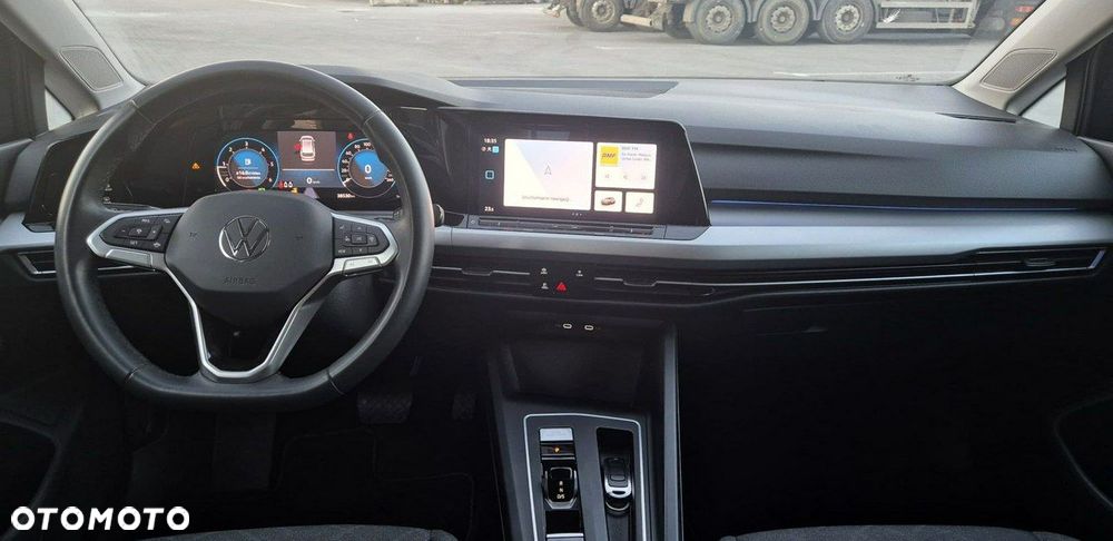 Volkswagen Golf - 13
