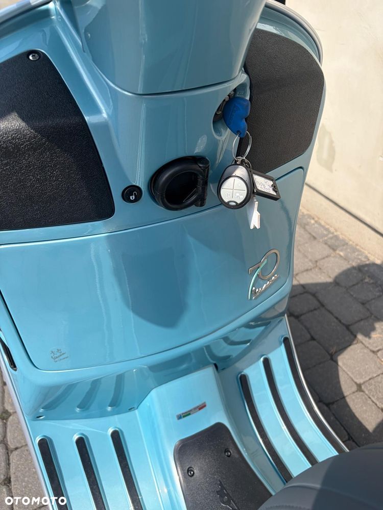Vespa GTS - 13
