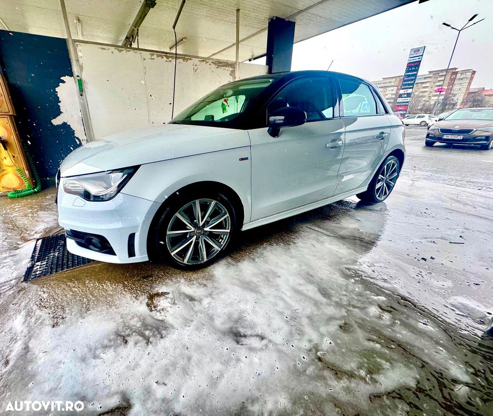 Audi A1 1.6 TDI Sportback S tronic S line Sportpaket - 4