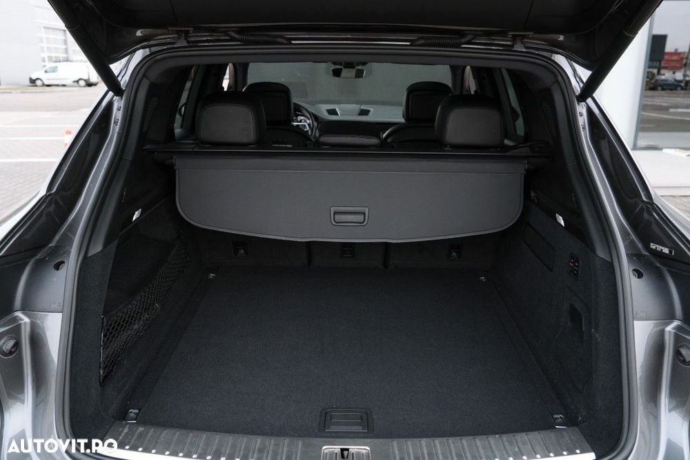 Porsche Cayenne - 31