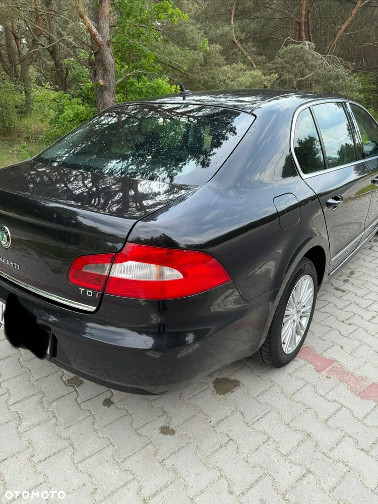 Skoda Superb 2.0 TDI Elegance - 6