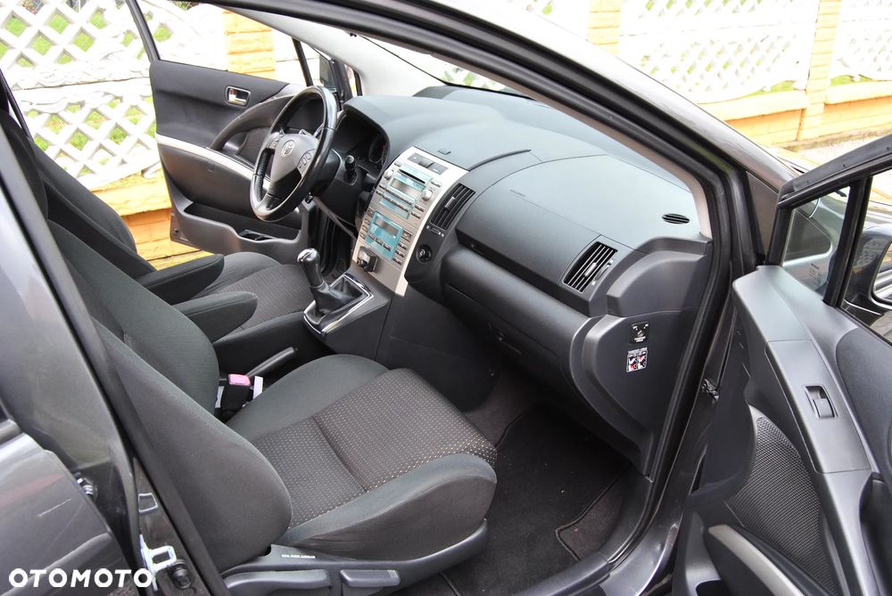 Toyota Corolla Verso 1.8 Sol + 7os - 20