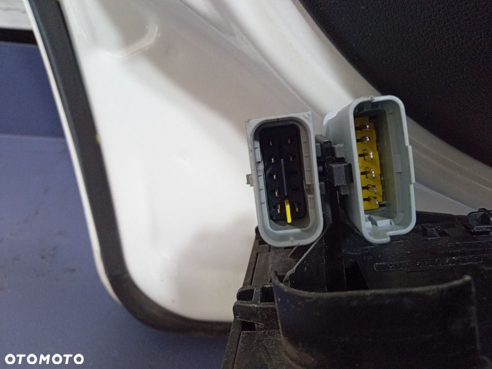 PEUGEOT RIFTER BERLINGO IV DRZWI BOCZNE PRZESUWNE LEWE EWP - 4