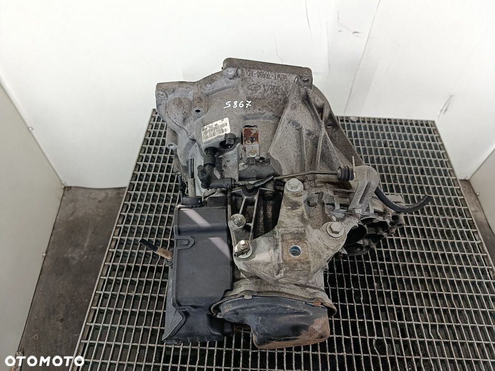 SKRZYNIA BIEGÓW MANUALNA 5 FORD FOCUS C-MAX 3M5R7002NB 1.6 16V - 4