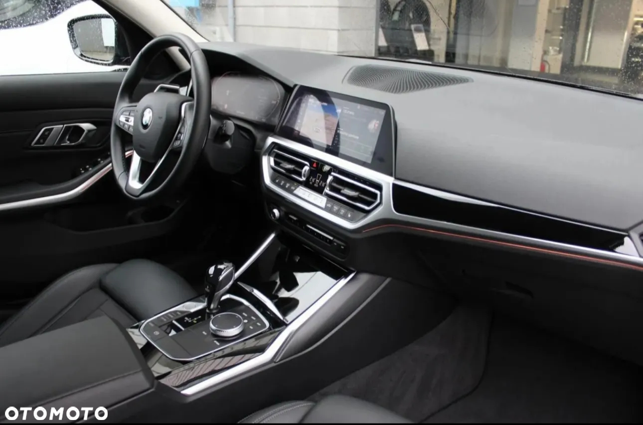 BMW Seria 3 320d Luxury Line sport - 5