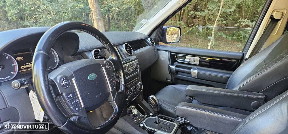 Land Rover Discovery SD V6 HSE - 13