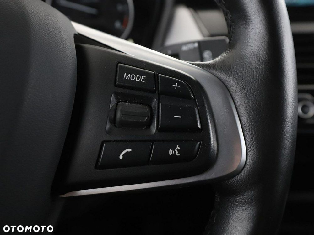 BMW Seria 2 220d xDrive - 30