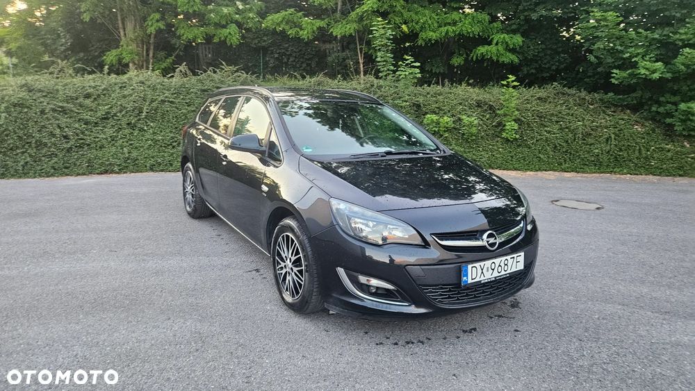 Opel Astra 1.4 Turbo 150 Jahre - 7
