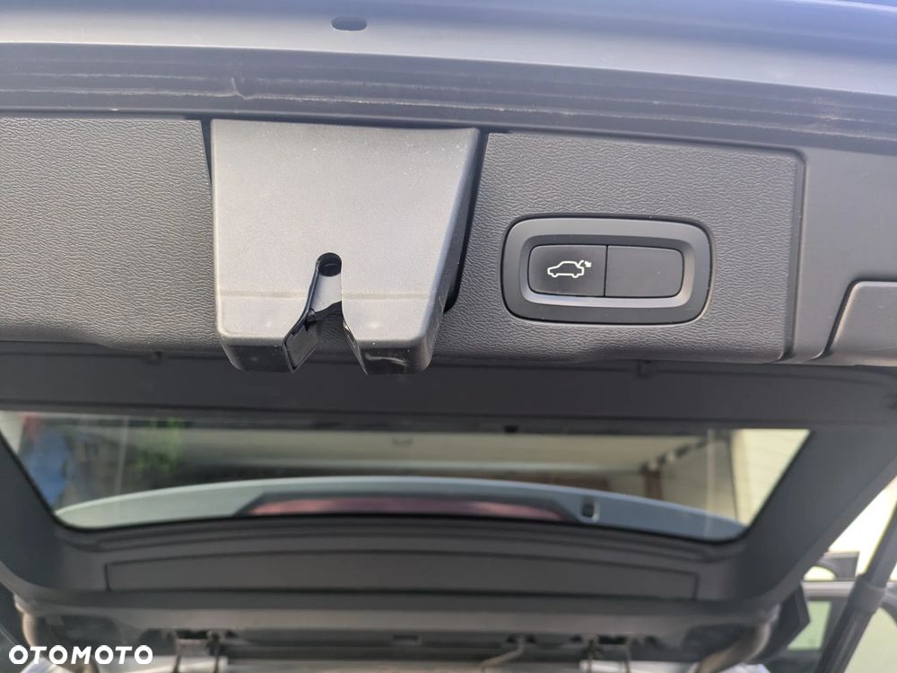 Volvo XC 60 D4 AWD Momentum - 16