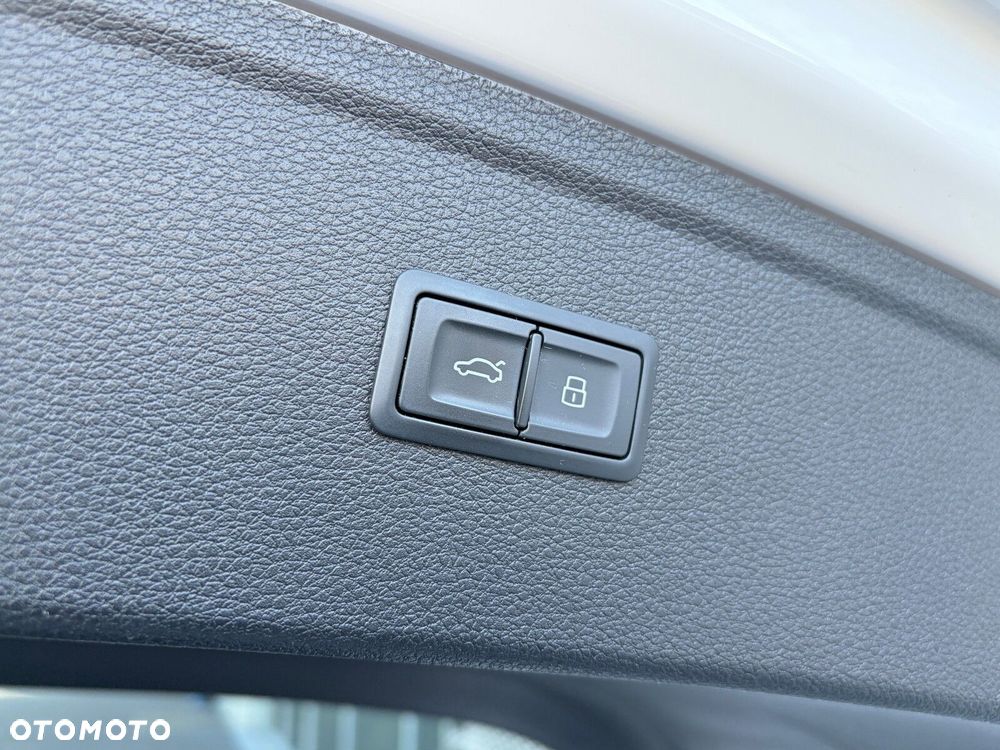 Audi Q5 40 TDI mHEV Quattro Advanced S tronic - 36