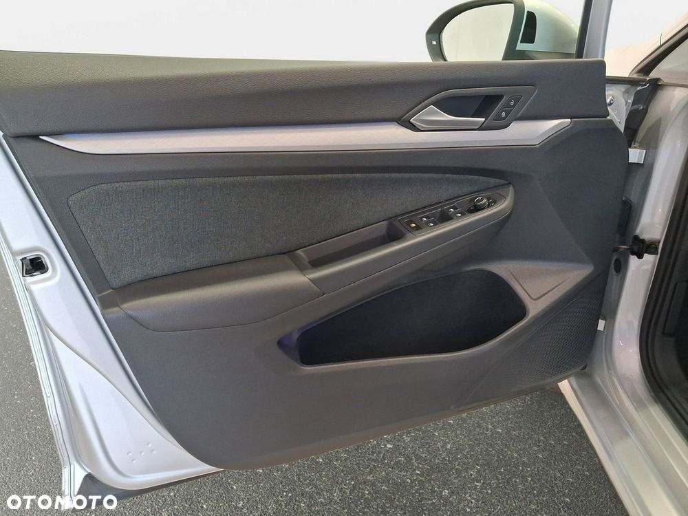 Volkswagen Golf Variant - 21