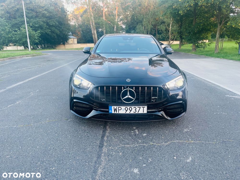Mercedes-Benz Klasa E AMG 63 S 4-Matic+ - 4