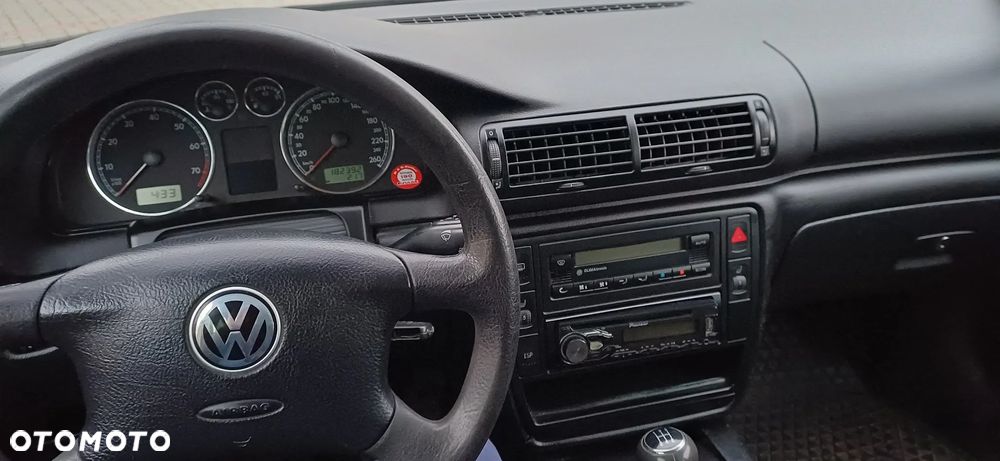 Volkswagen Passat Variant 2.0 Highline - 6