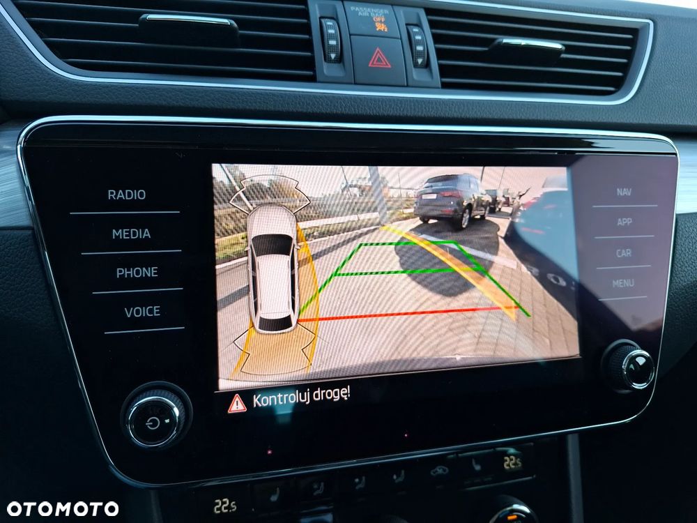 Skoda Superb 2.0 TDI Ambition DSG7 - 24