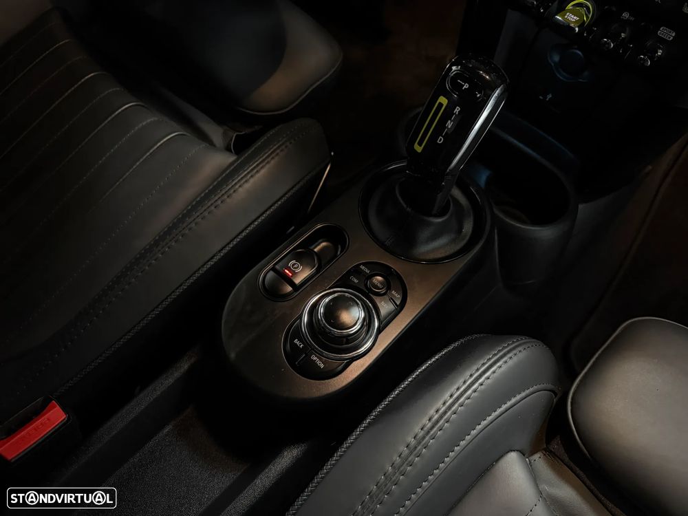 MINI 3 Portas Cooper SE Resolute Edition - 10