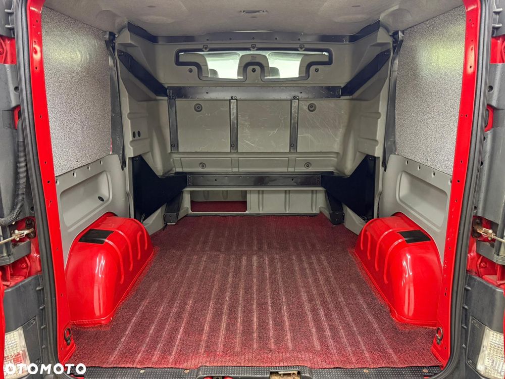 Renault Trafic - 11