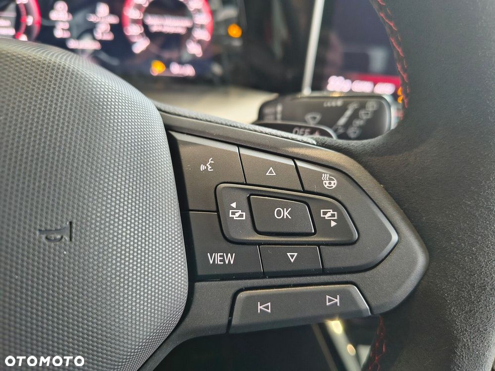 Volkswagen Golf 2.0 TSI GTI Edition 50 DSG - 21