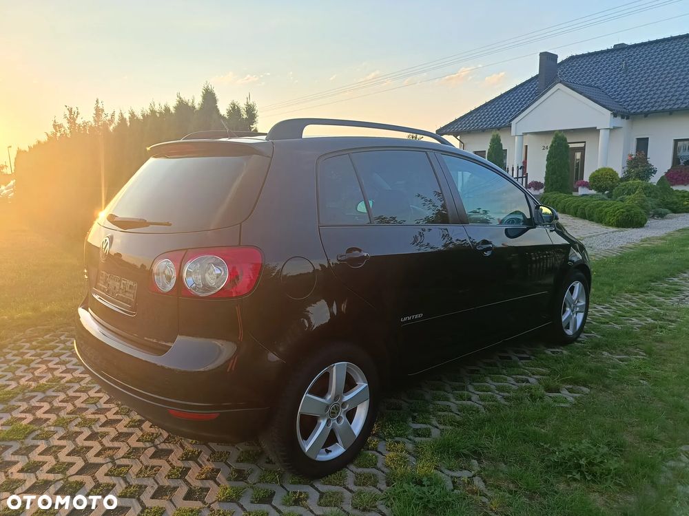 Volkswagen Golf Plus - 21