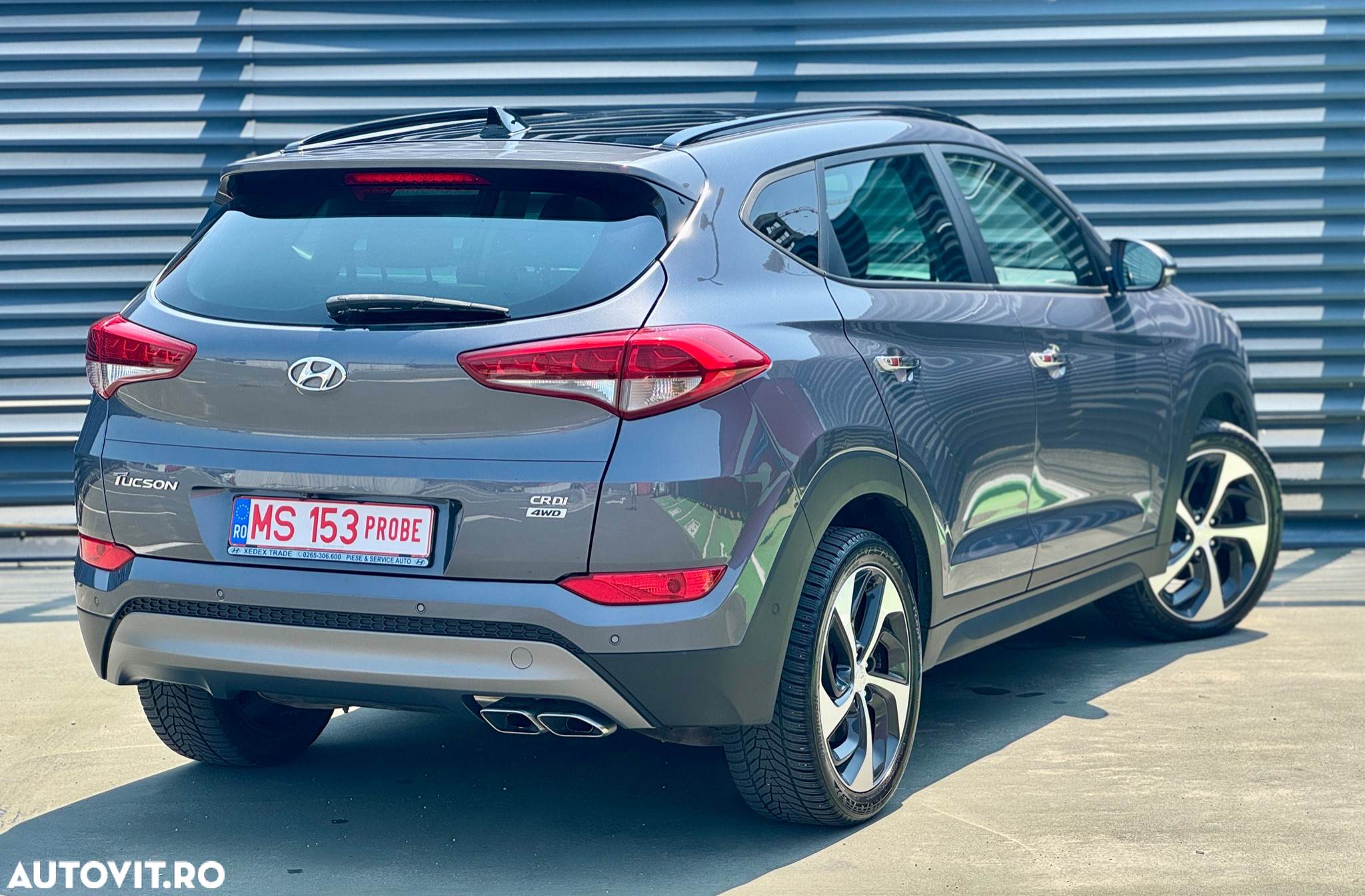Hyundai Tucson 2.0 CRDI 4WD Automatik Style - 7