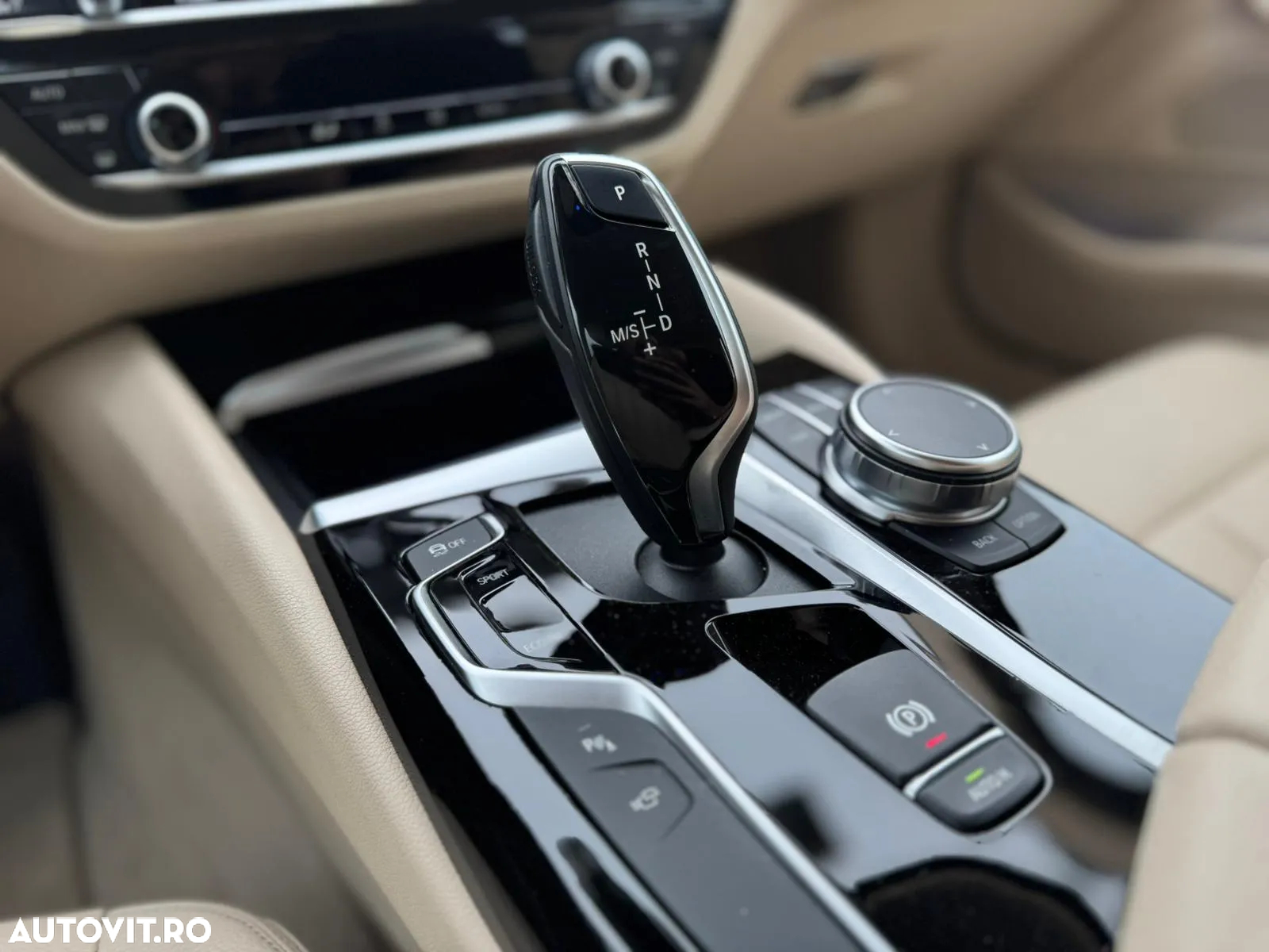 BMW Seria 5 520d xDrive Aut. - 8